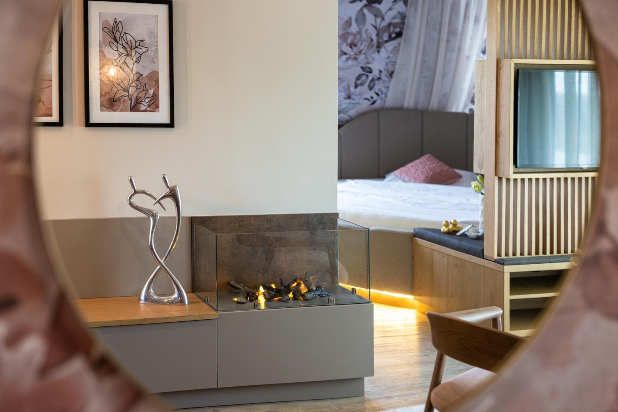 לויפרסדורף ביי פורסטנפלד Hotel Vier Jahreszeiten Loipersdorf חדר תמונה