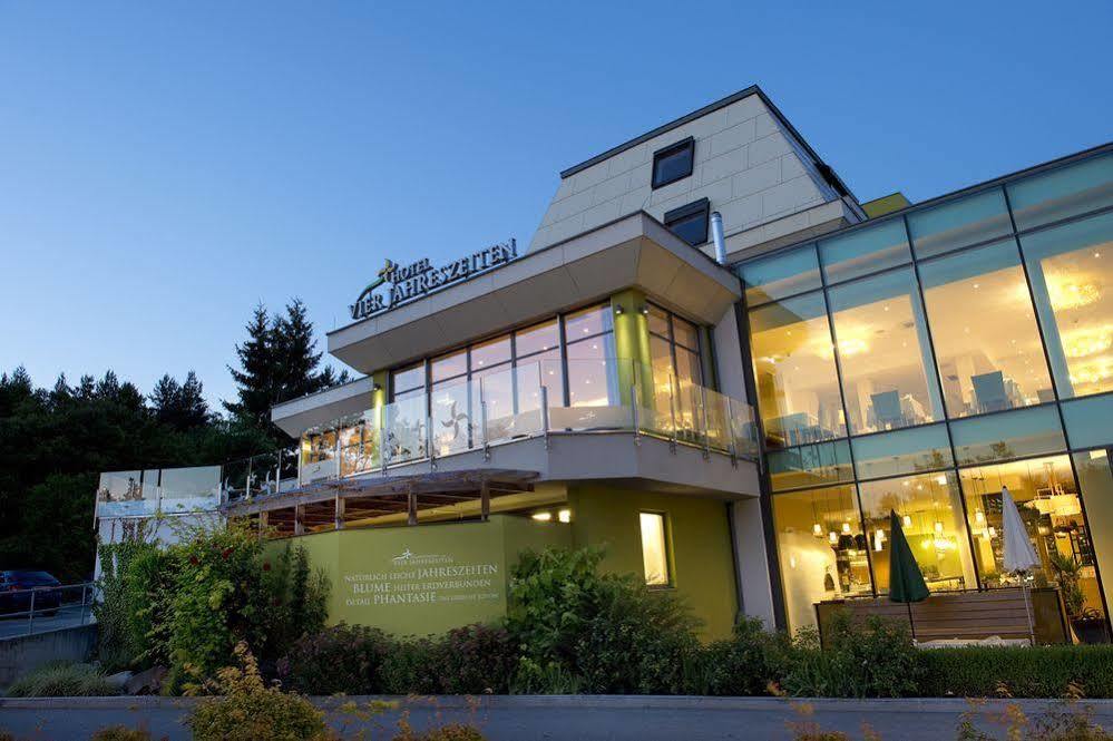 לויפרסדורף ביי פורסטנפלד Hotel Vier Jahreszeiten Loipersdorf מראה חיצוני תמונה